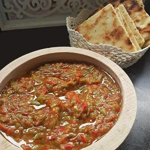  Piments forts et galette berbère (HMIS)
